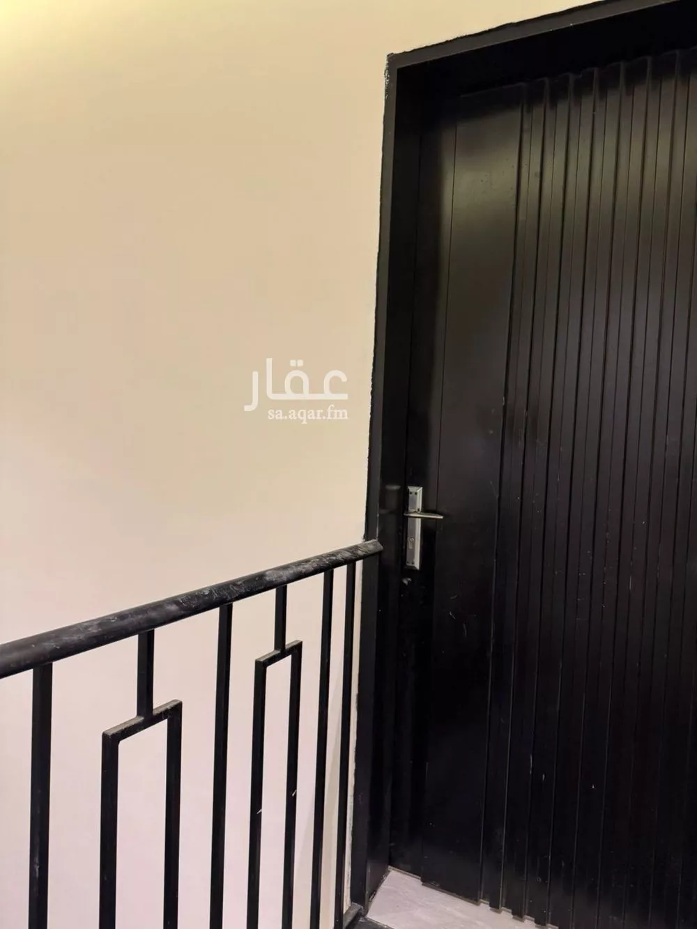 3 bedroom floor in Al Hazm 4