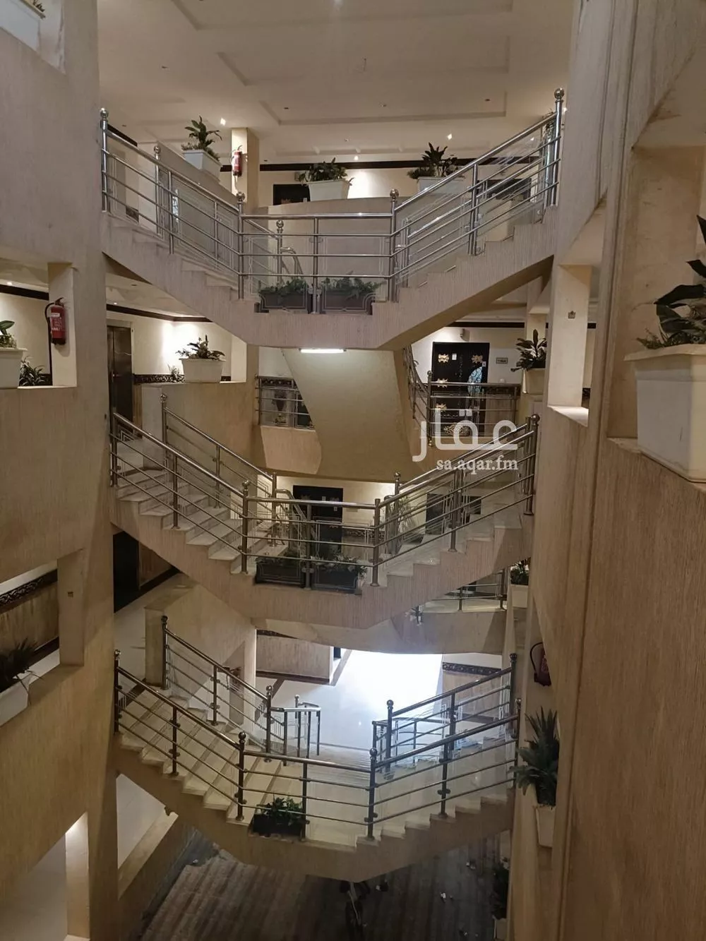 شقة 5 غرف في الحمراء 2