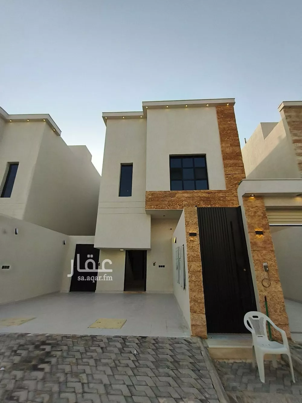 3 bedroom floor in Okaz 1