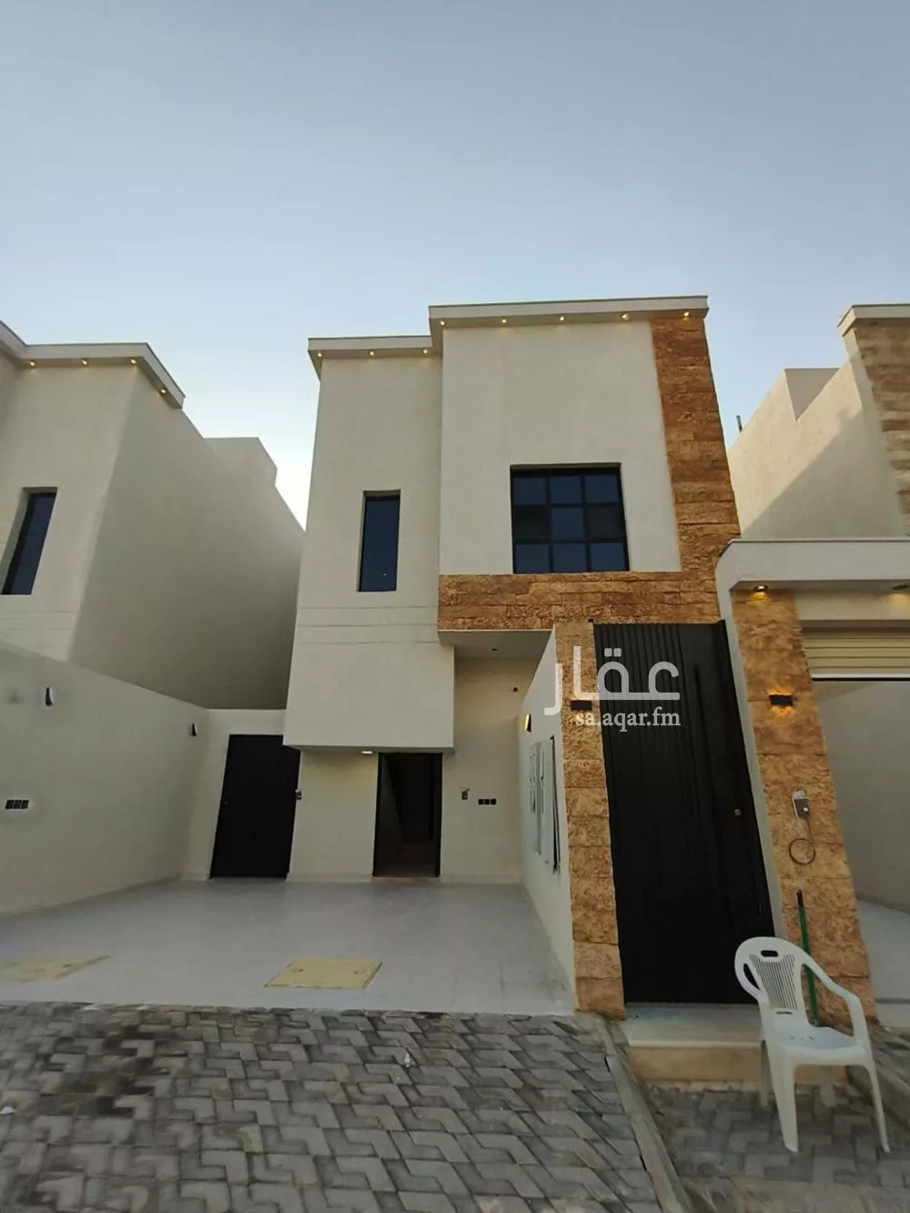 3 bedroom floor in Okaz 2