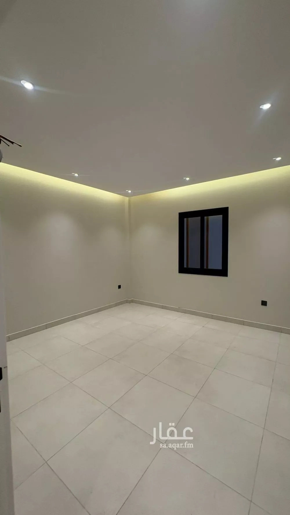 شقة 4 غرف في الواحة 4