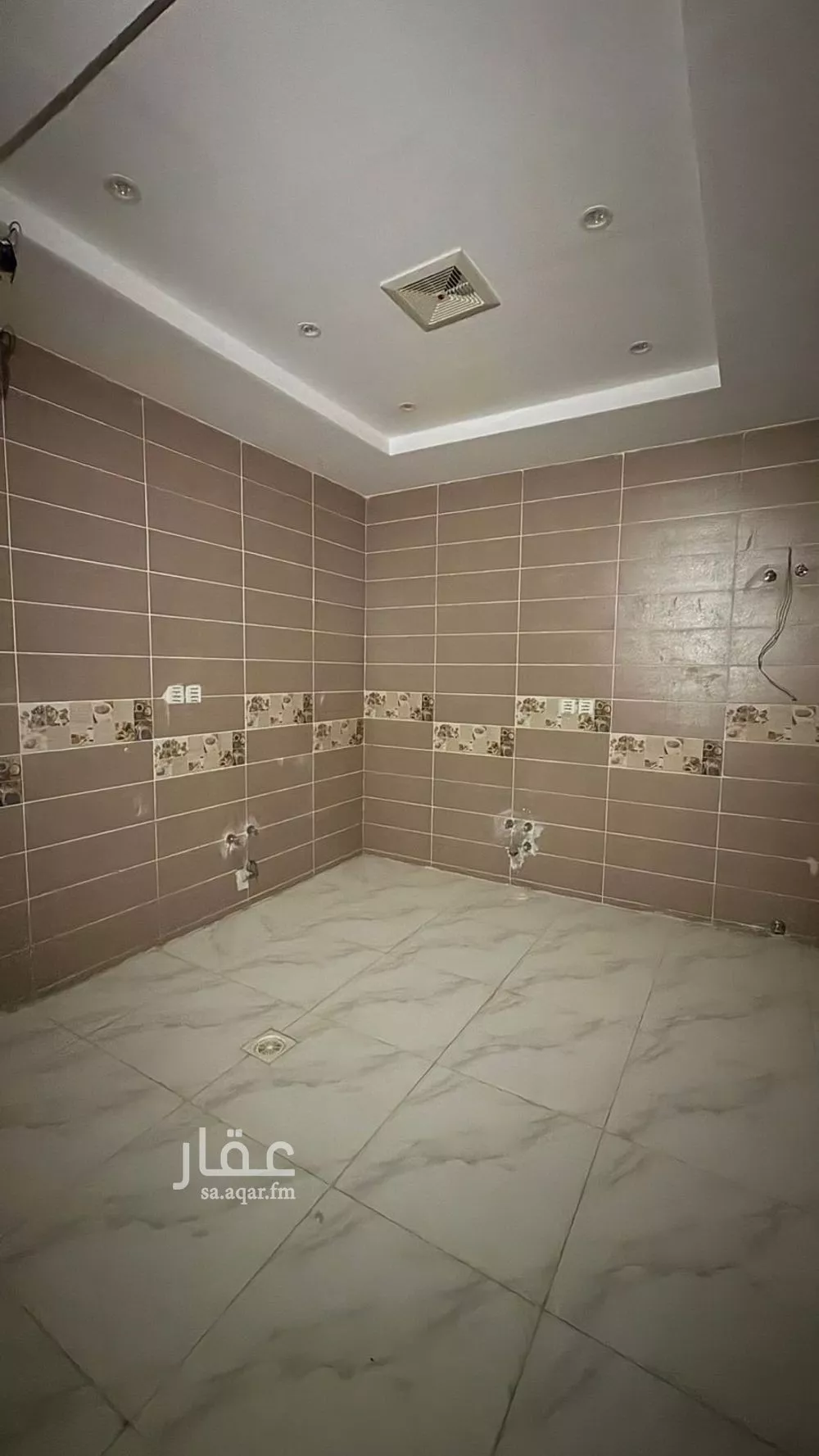 شقة 4 غرف في الواحة 3