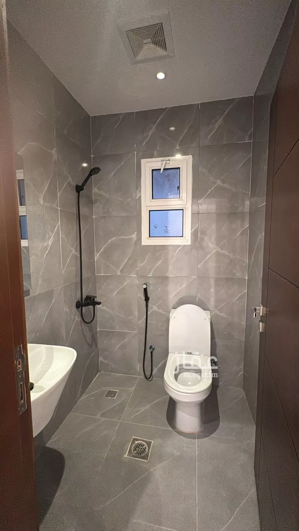 5 bedroom apartment in Taibah, Jeddah 6