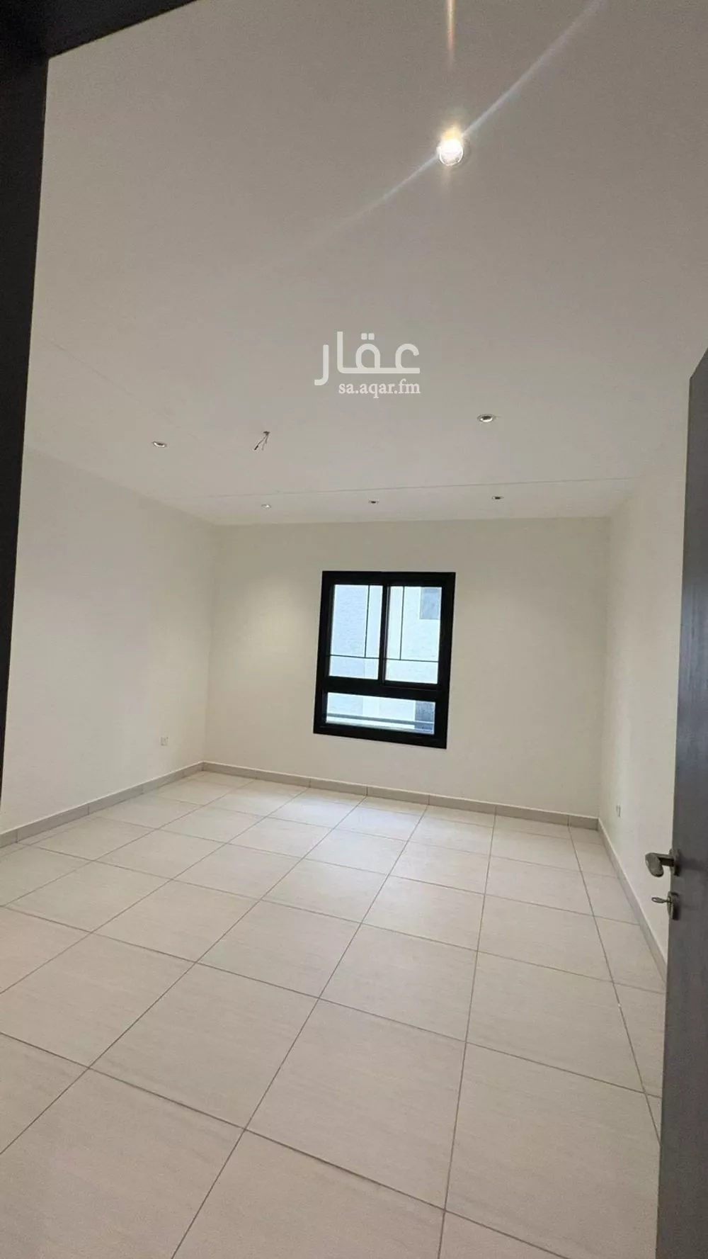 شقة 5 غرف في الواحة 3