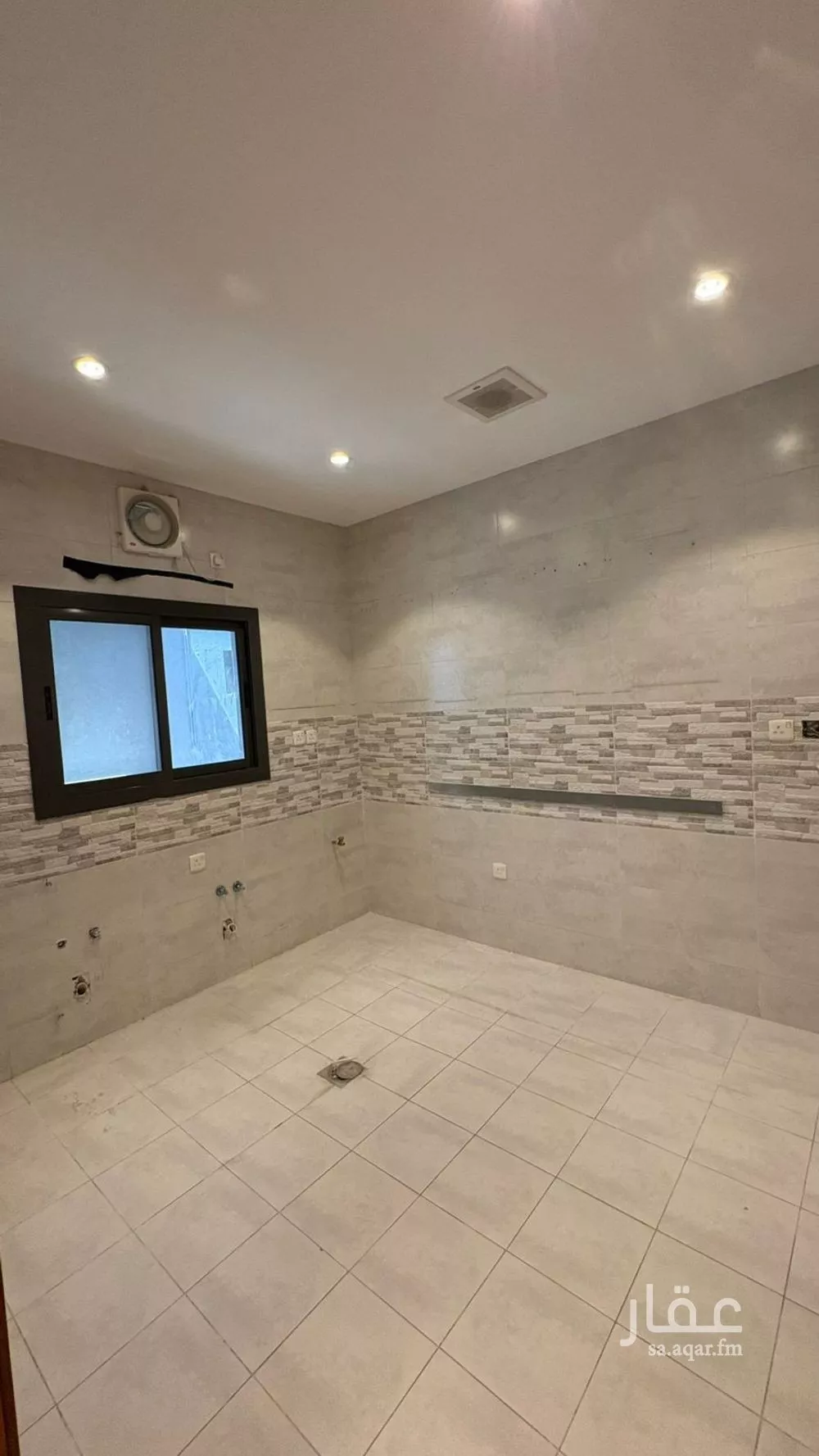 شقة 3 غرف في الواحة 4