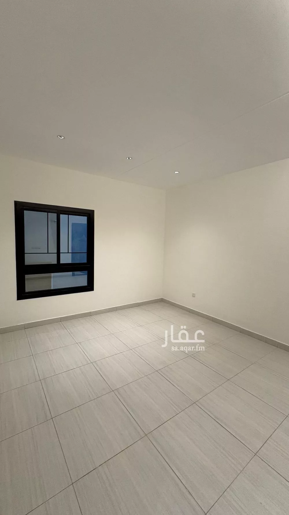 شقة 4 غرف في الواحة 3