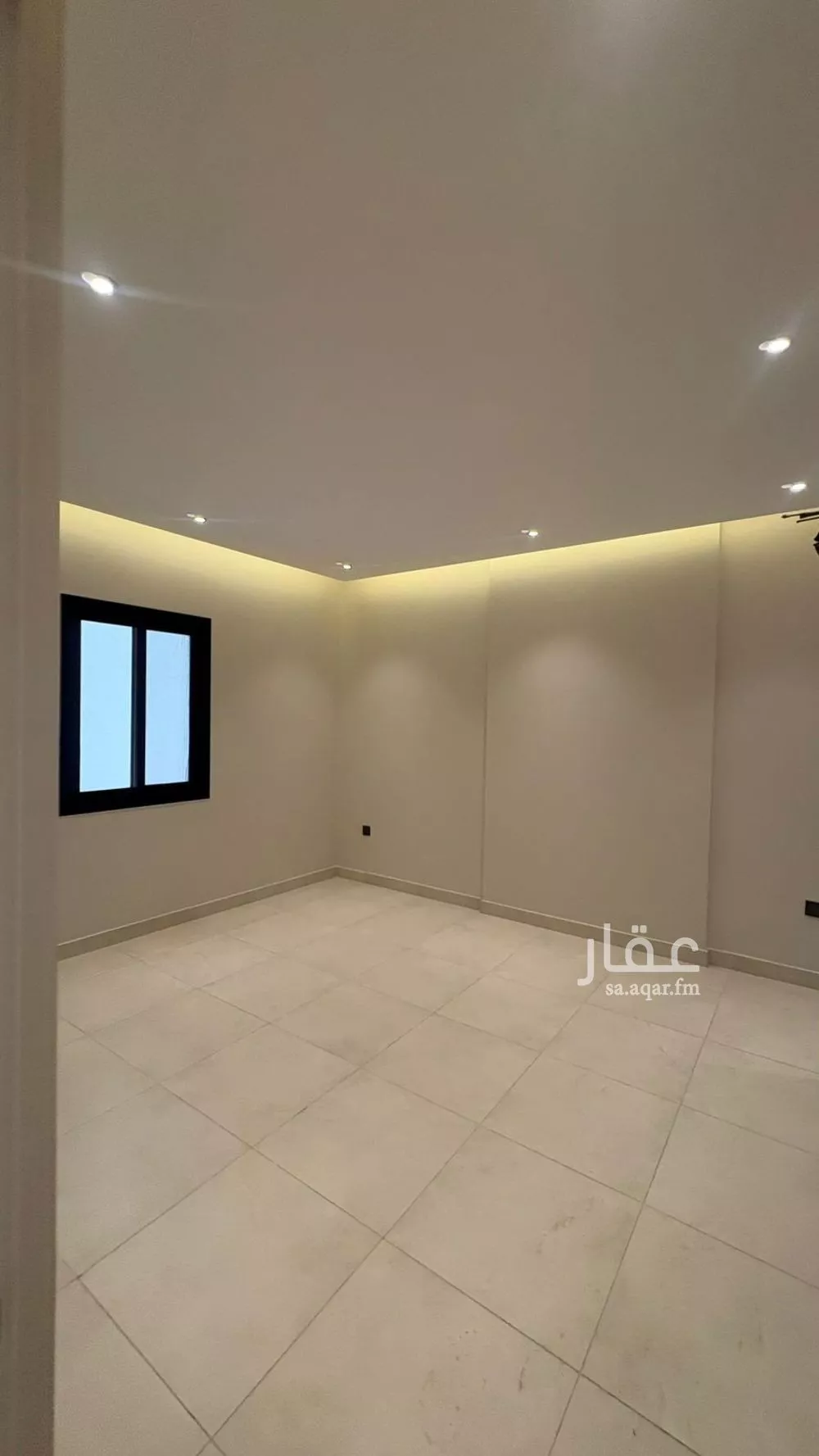 شقة 4 غرف في الواحة 2