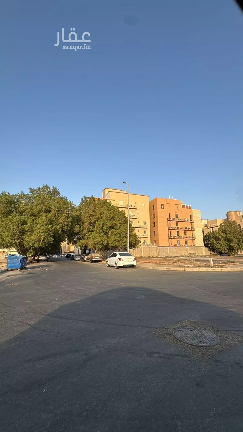 أرض 835 م² في الورود 3