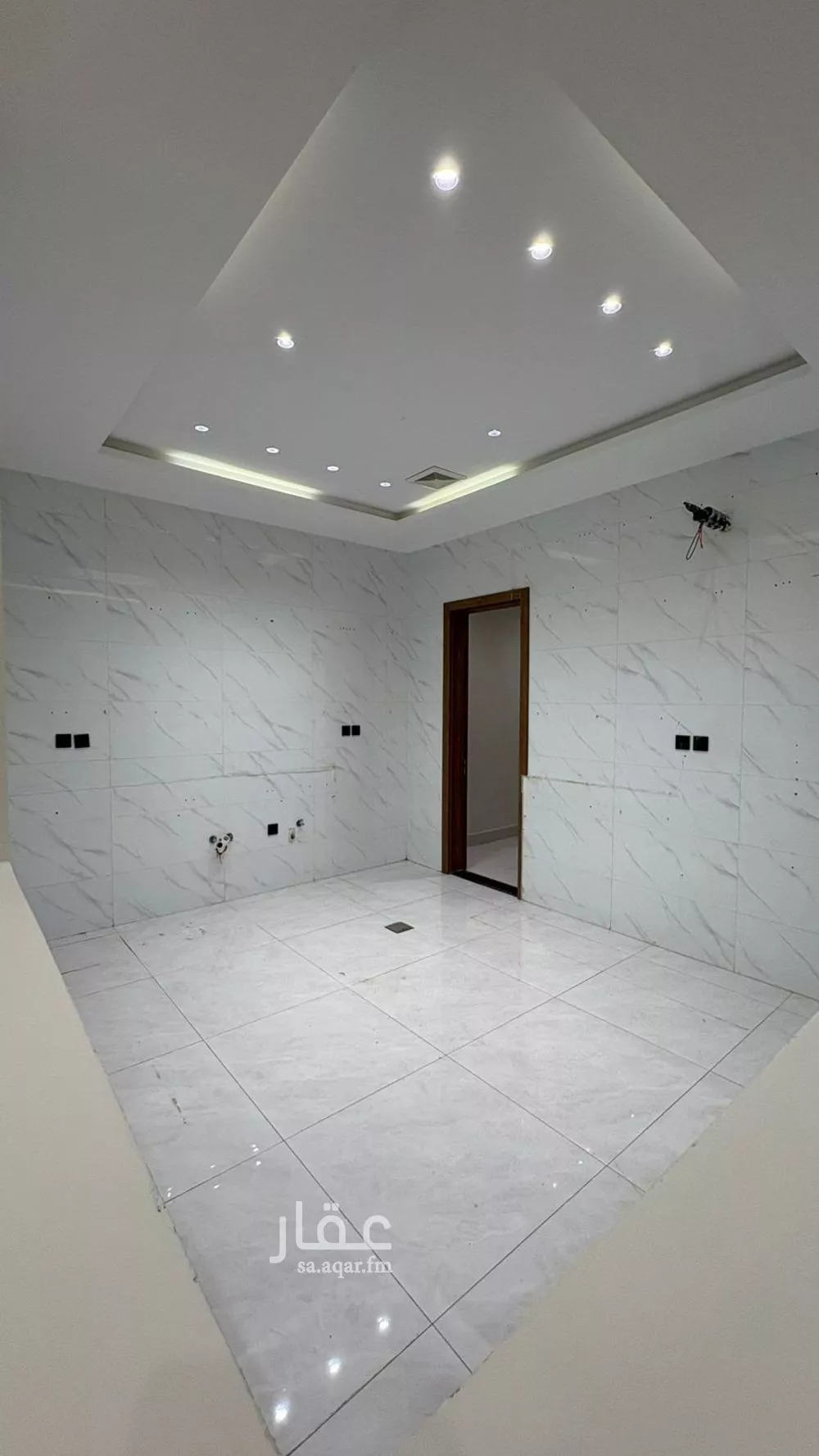 6 bedroom apartment in Al Fayha 5