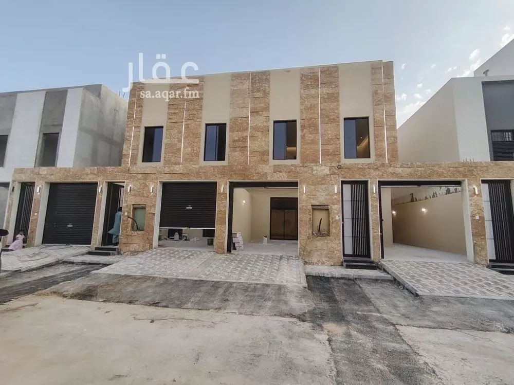 5 bedroom villa in Okaz 1