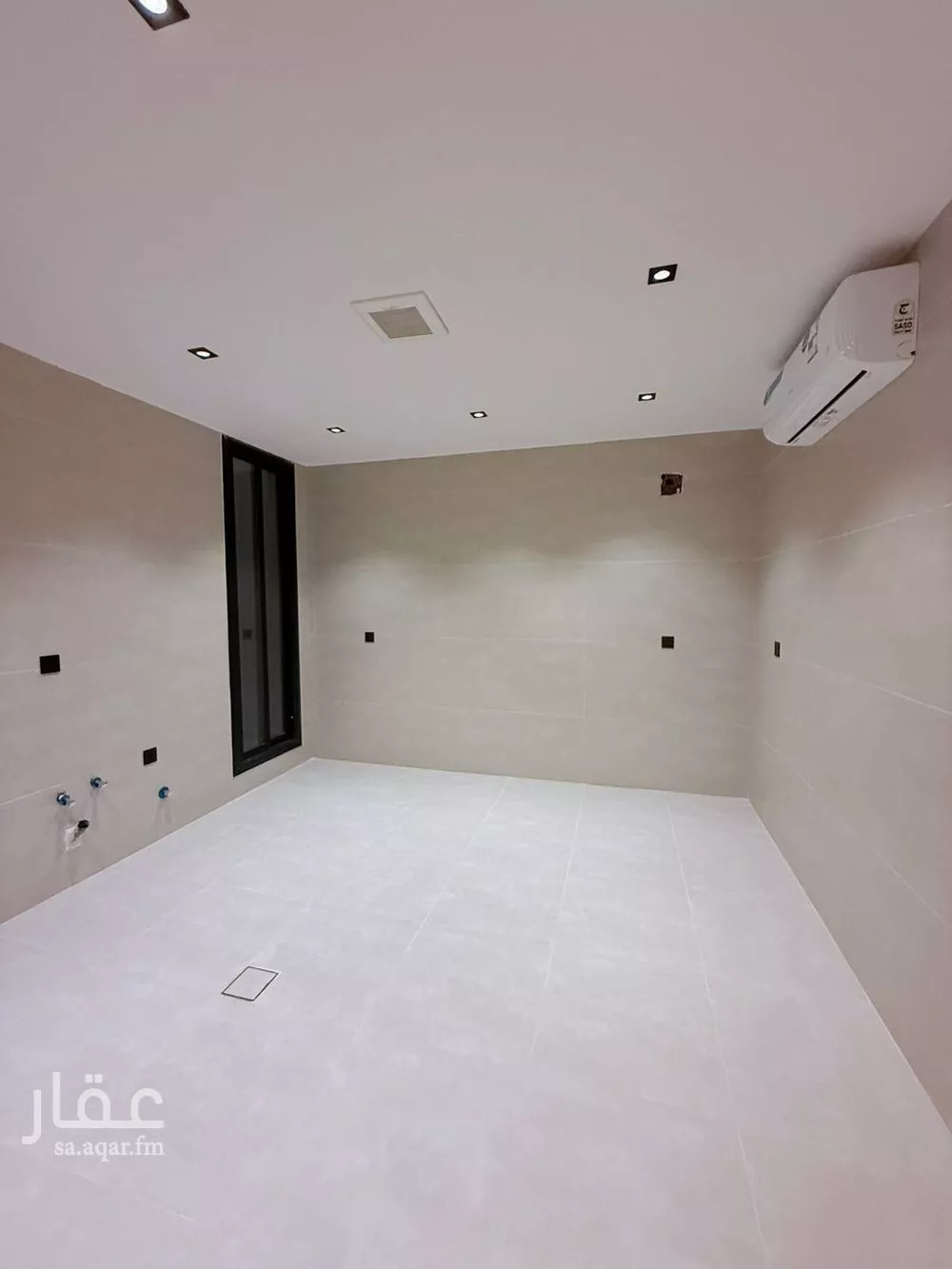4 bedroom floor in Okaz 5