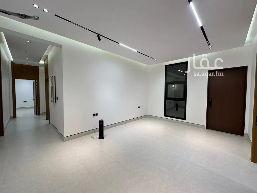 3 bedroom floor in Qurtubah 2