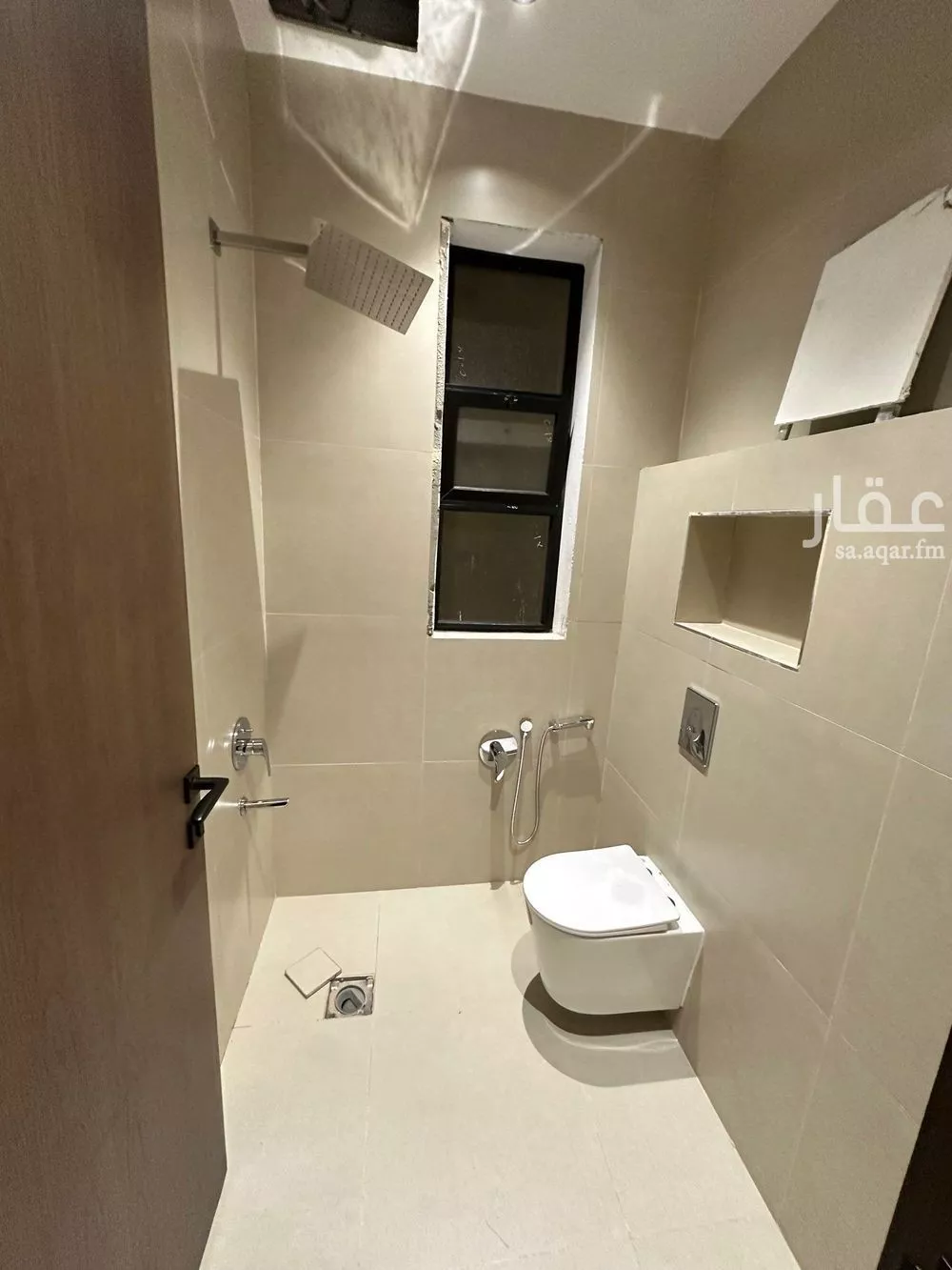 5 bedroom villa in Al Yarmouk 4