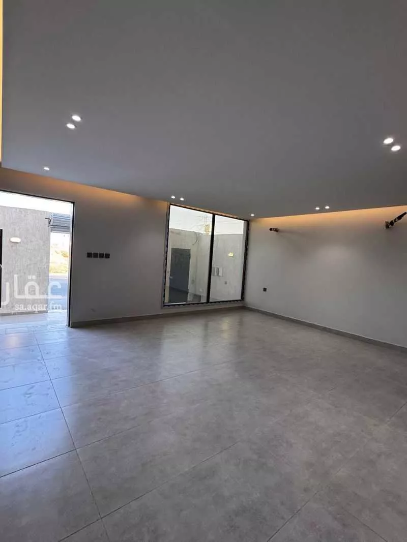 فيلا 8 غرف في العكيشية 3