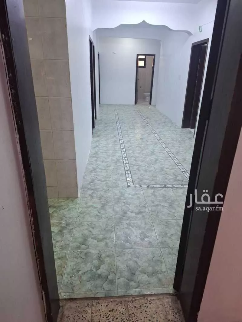 عمارة 325 م² في الثقبة 2