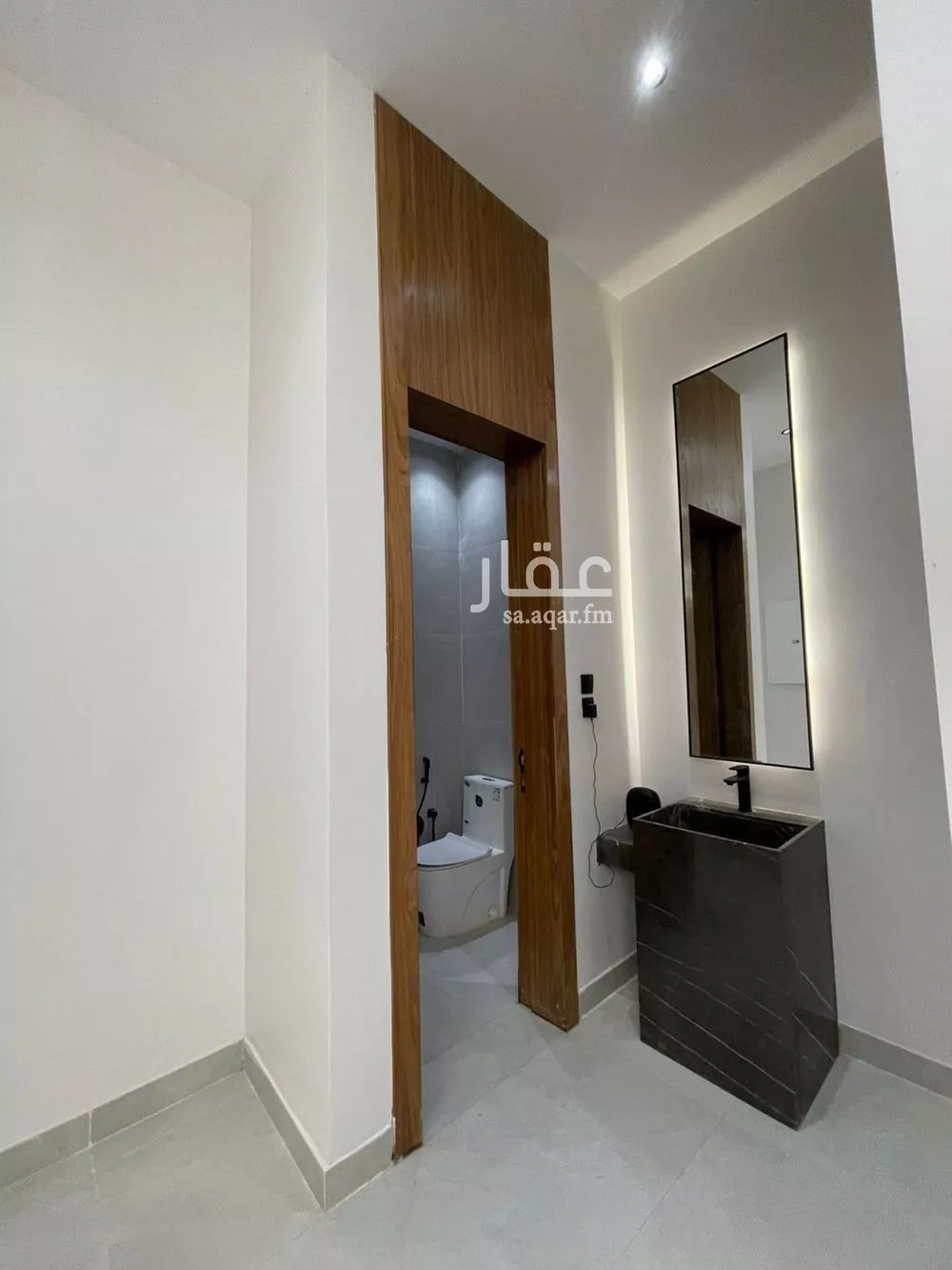 5 bedroom floor in Al Janadriyah 5