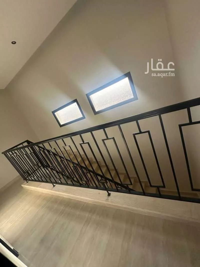 فيلا 5 غرف في الجنادرية 5