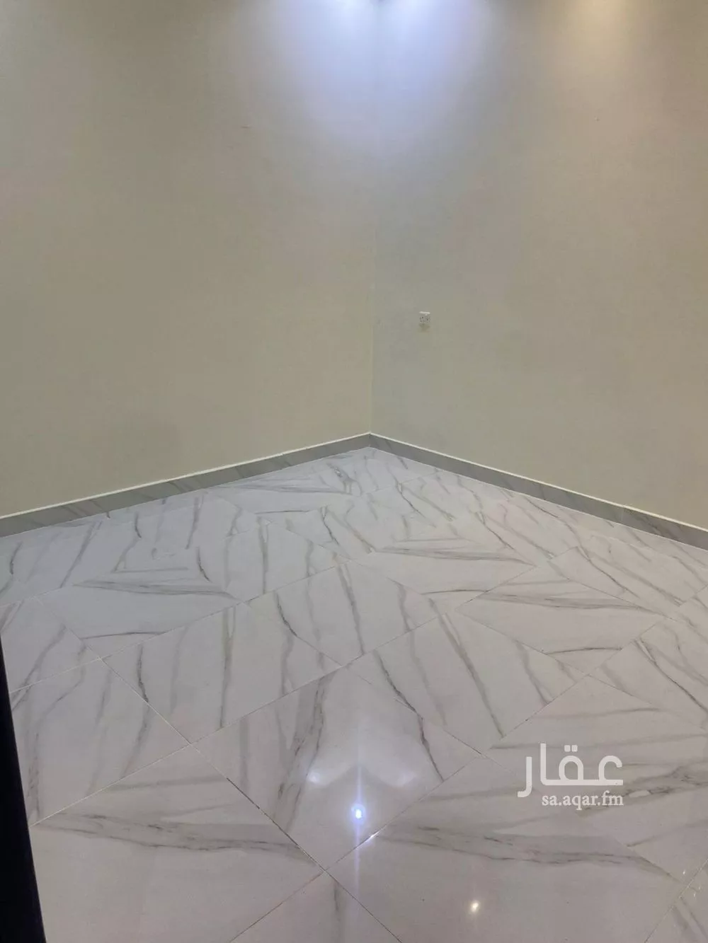 3 bedroom floor in Al Hazm 3