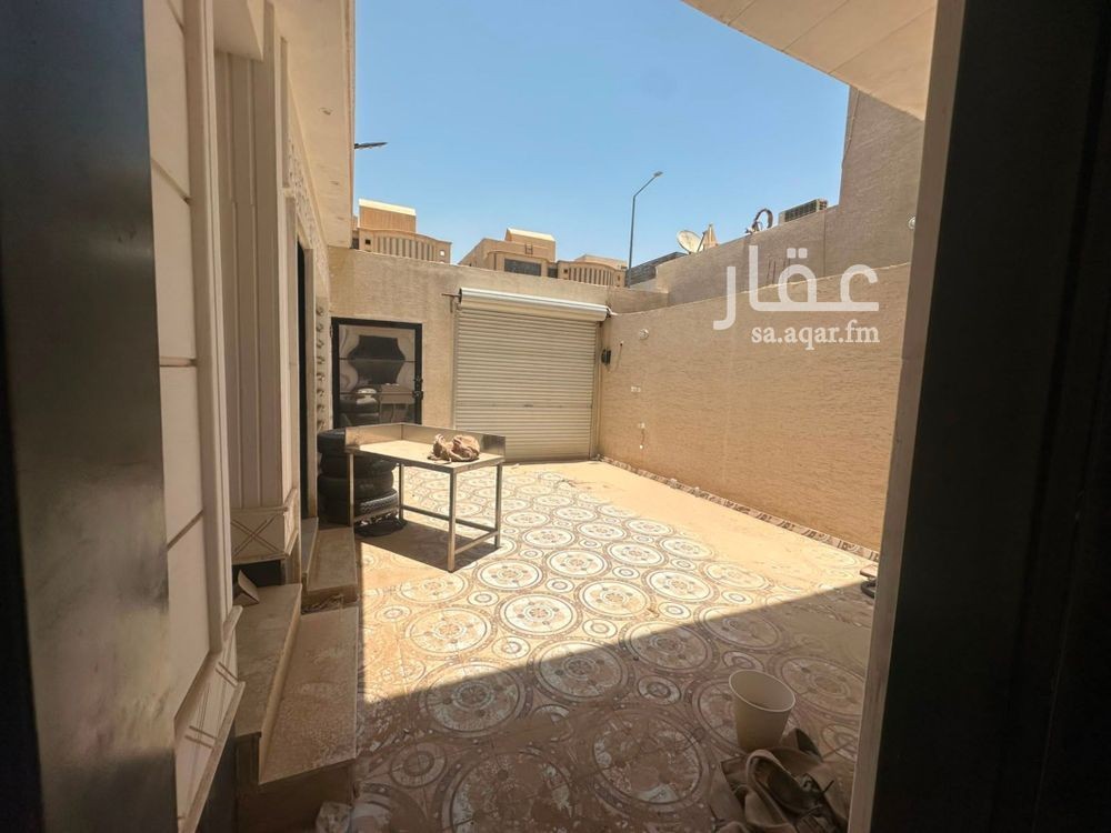 5 bedroom villa in Okaz, Riyadh 9
