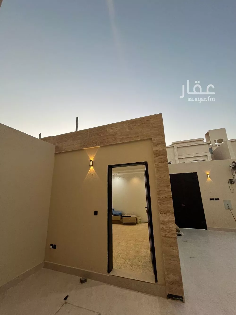 فيلا 5 غرف في الحزم 1