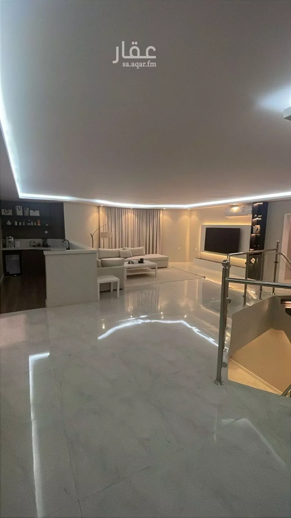 فيلا 9 غرف في الخليج 2