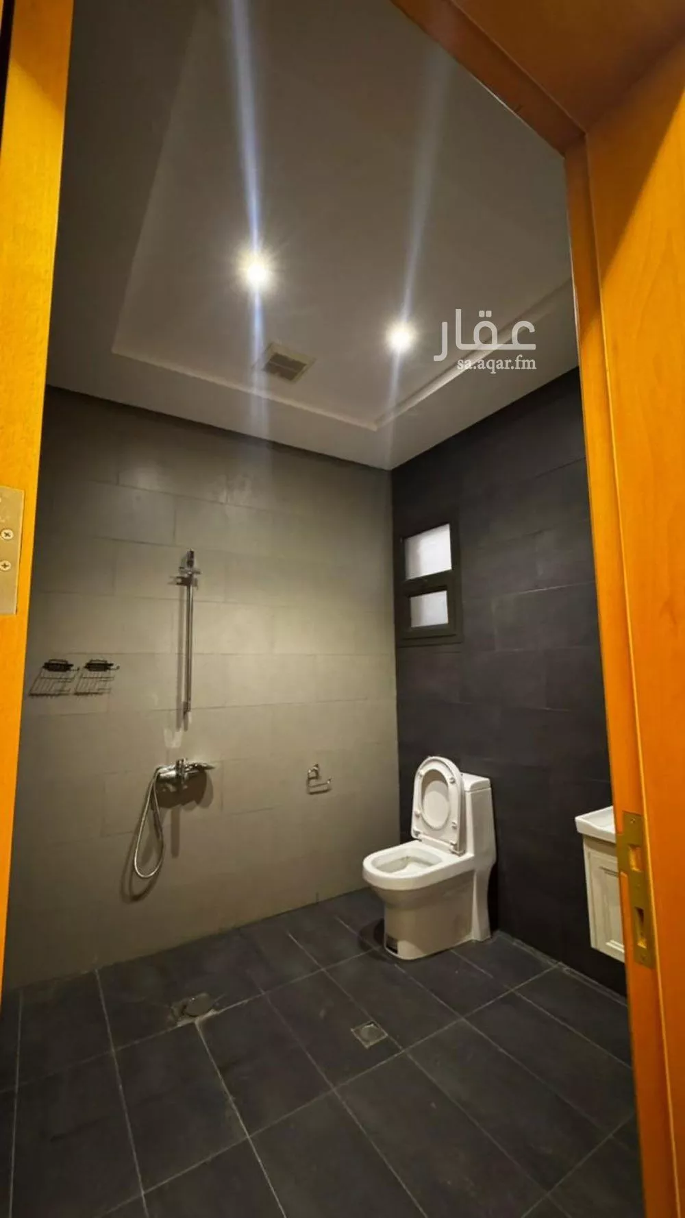 دور 4 غرف في العارض 5