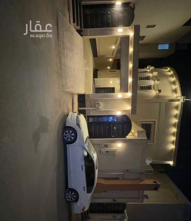 فيلا 7 غرف في طويق