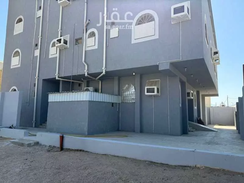 787 sqm building in Al Sharayea 3