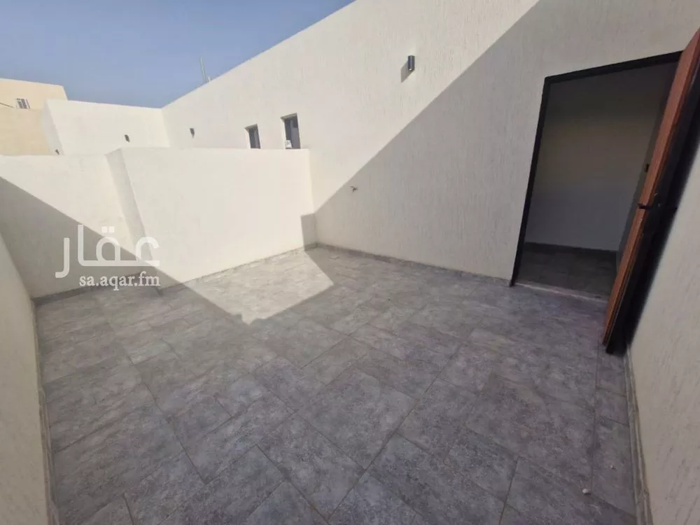 فيلا 5 غرف في العارض 5