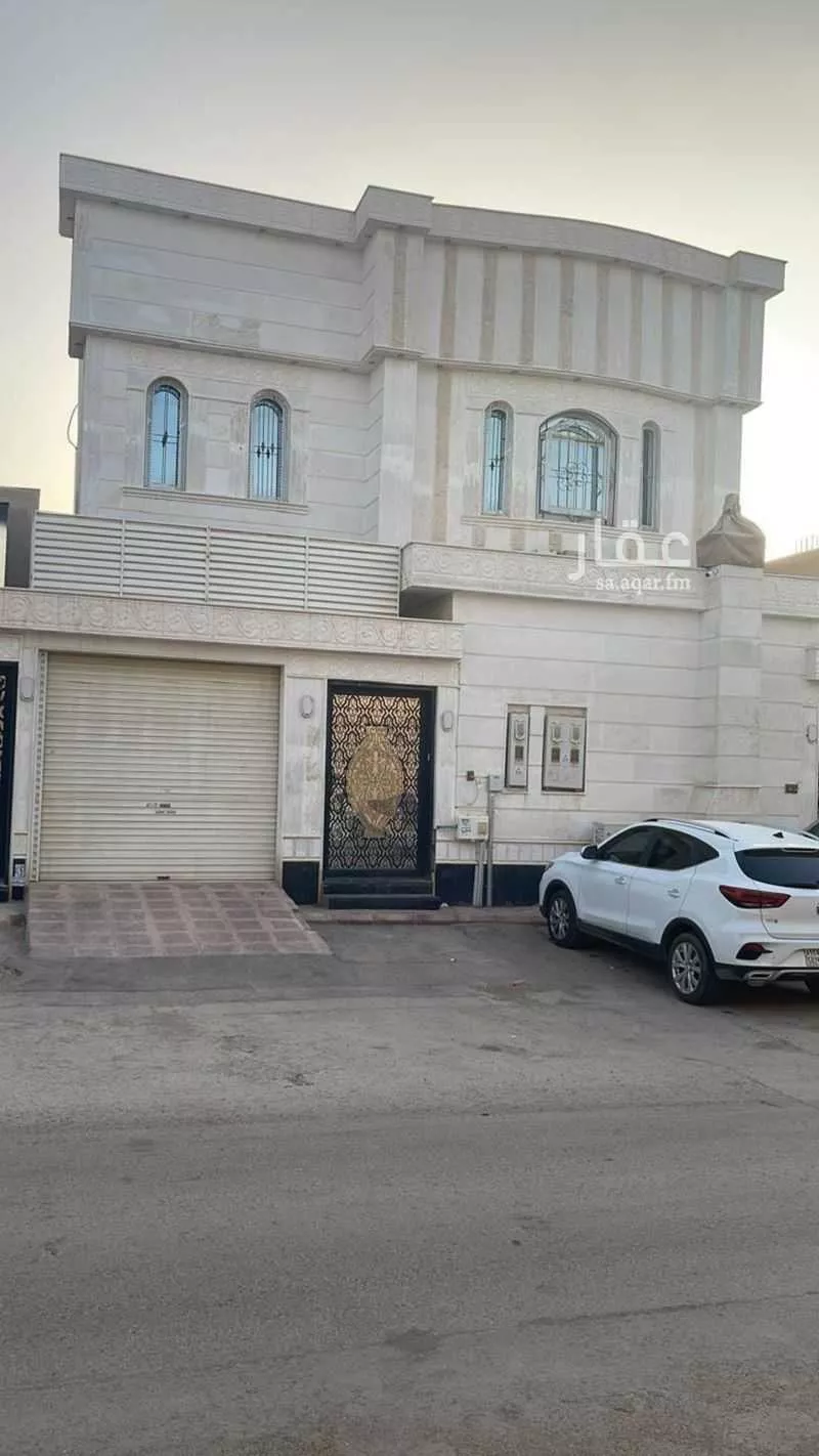 فيلا 10 غرف في الجنادرية