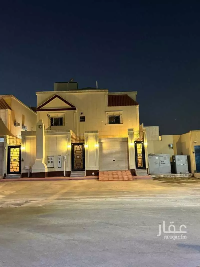 فيلا 8 غرف في ظهرة لبن