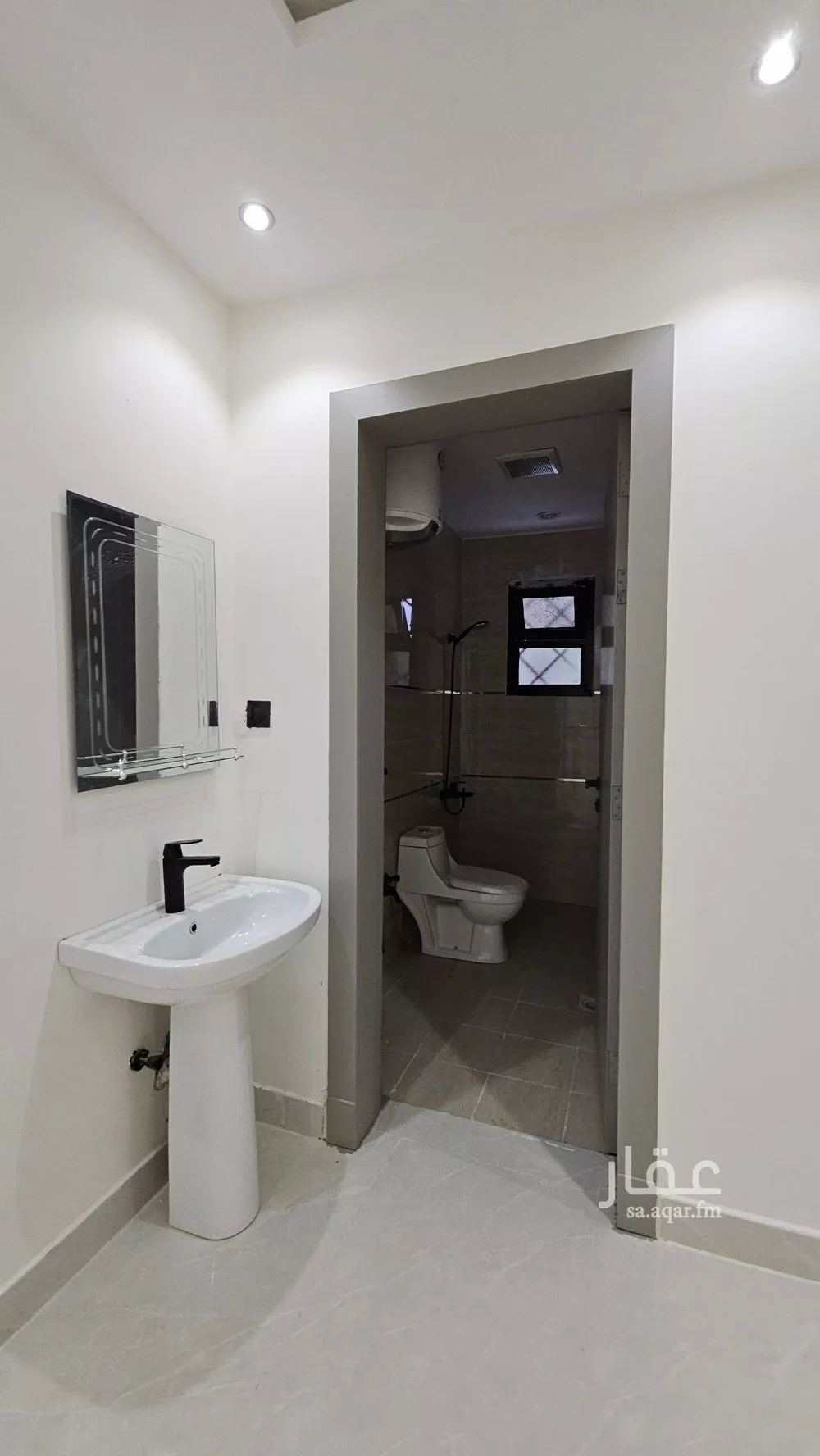 5 bedroom floor in Badr 4