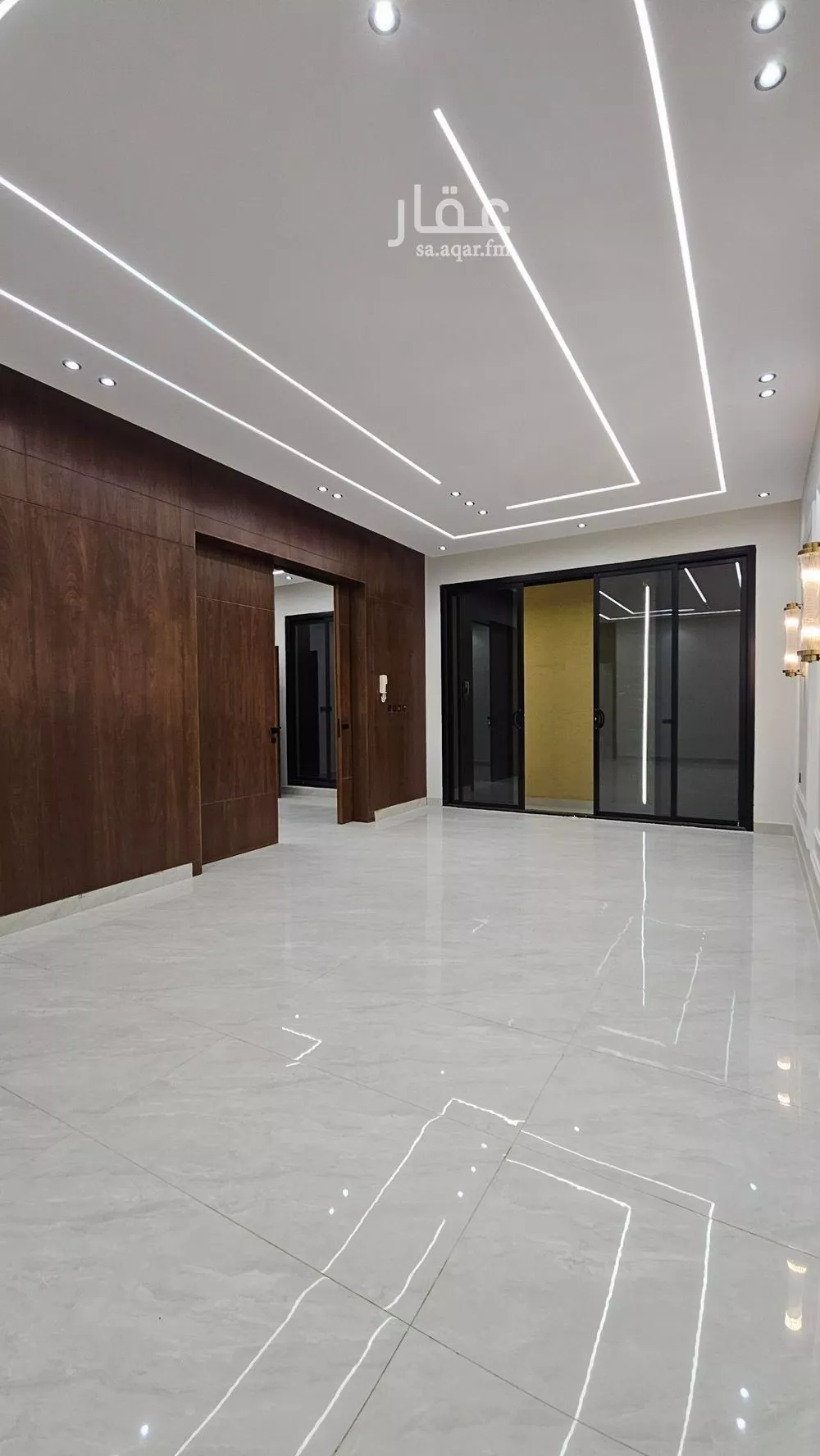5 bedroom floor in Tuwaiq 3