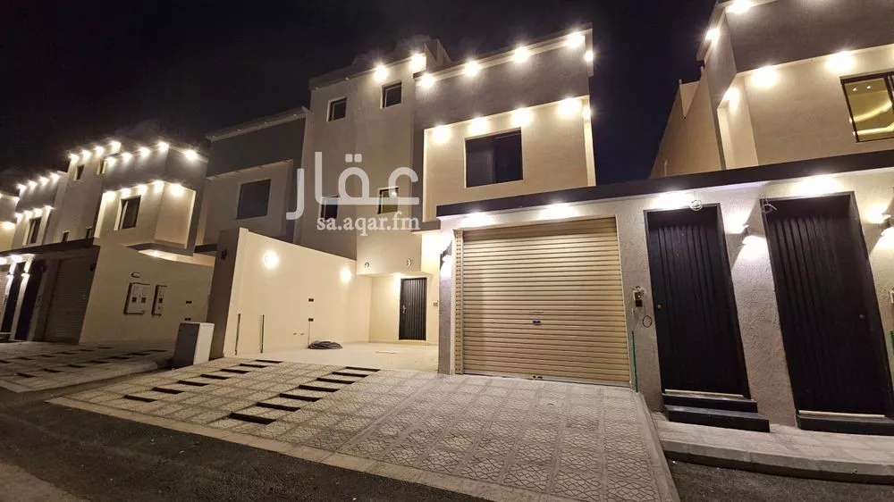 5 bedroom floor in Badr 4
