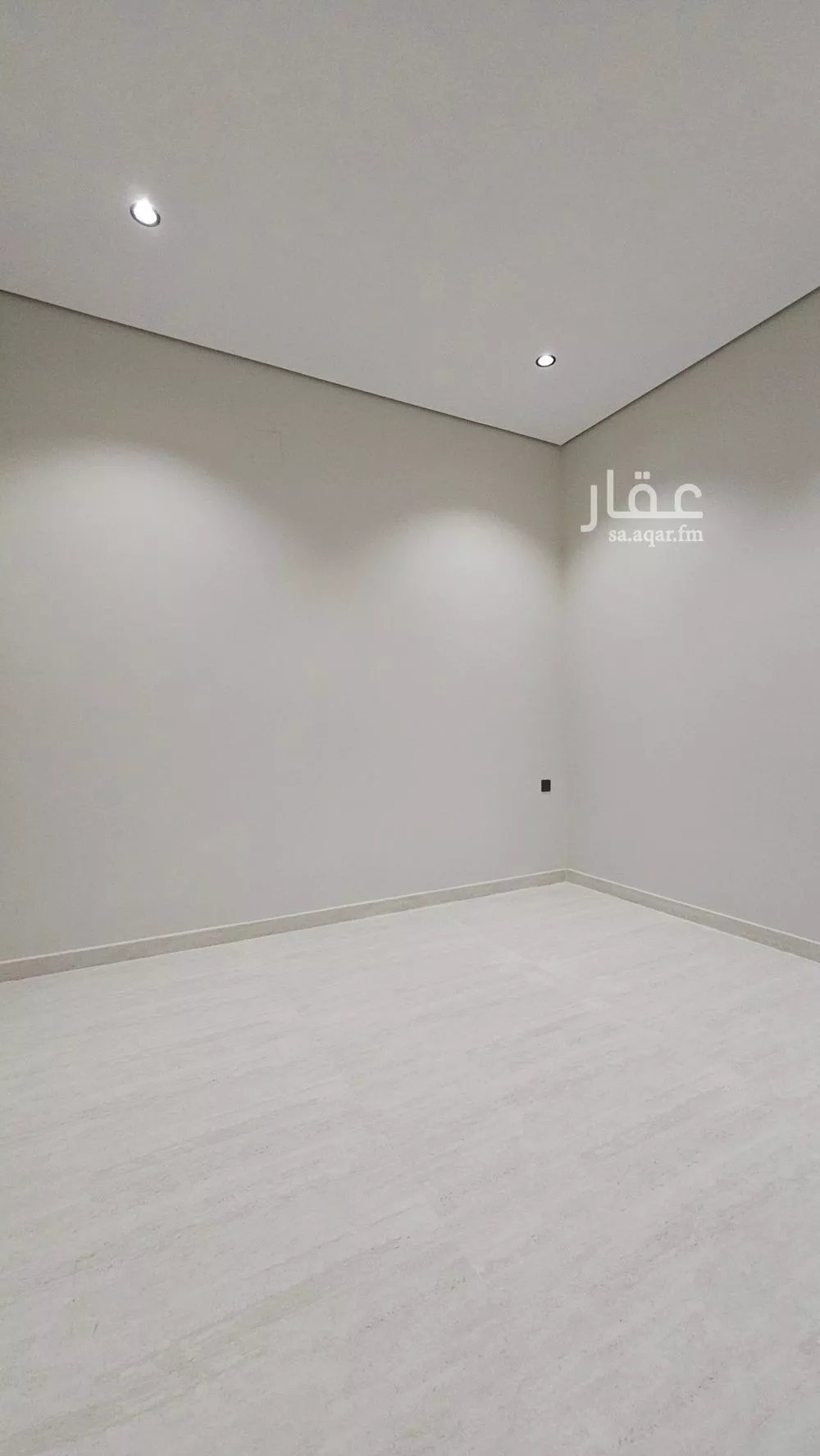 5 bedroom floor in Tuwaiq 2