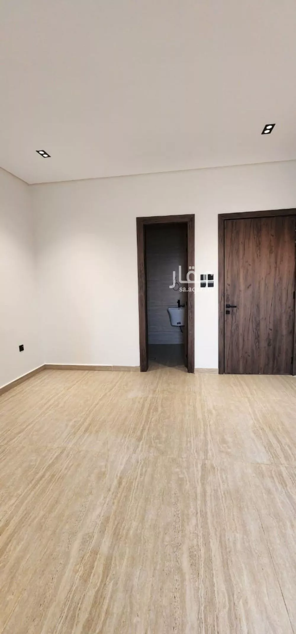 5 bedroom villa in As Suwaidi Al Gharabi, Riyadh 18