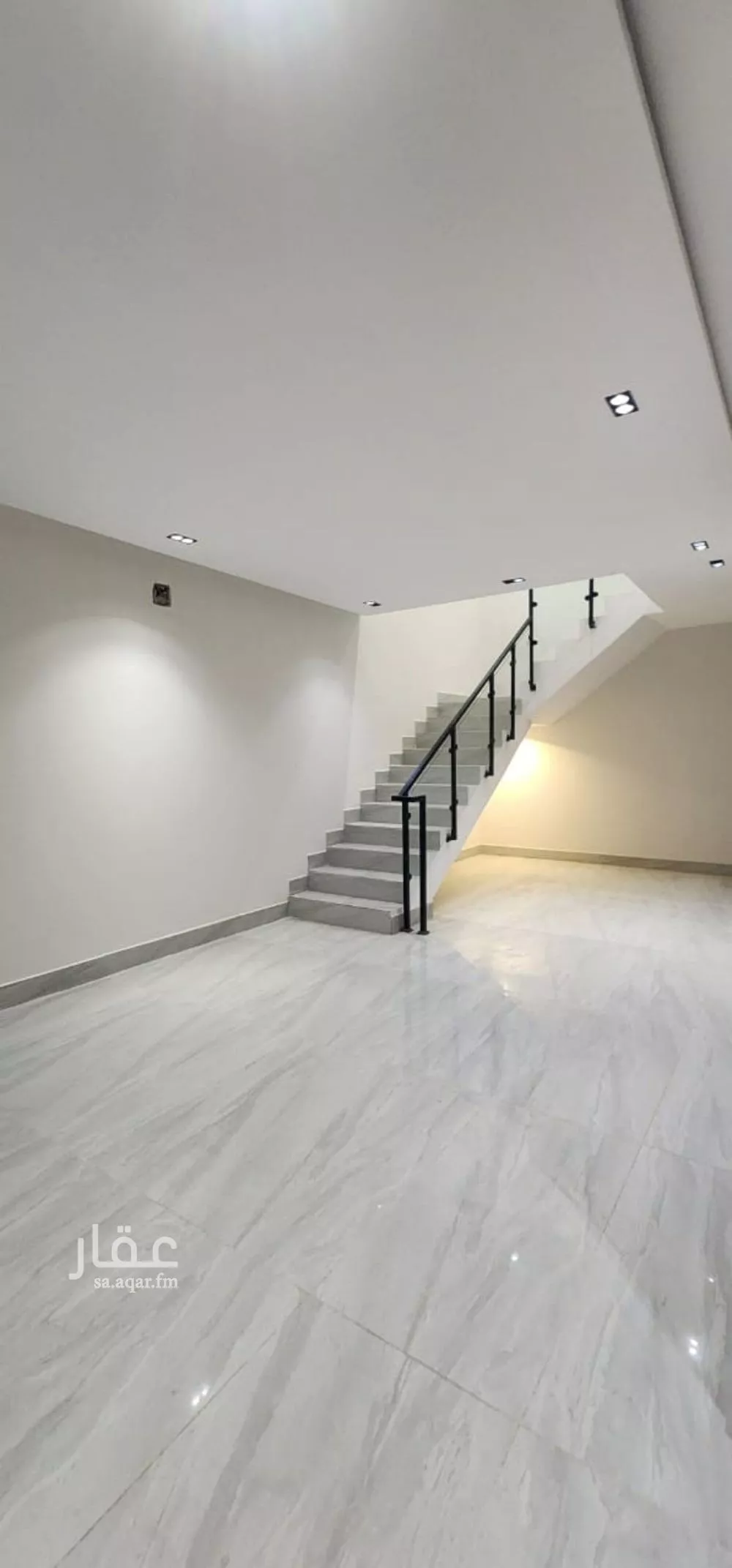 5 bedroom floor in Tuwaiq 5