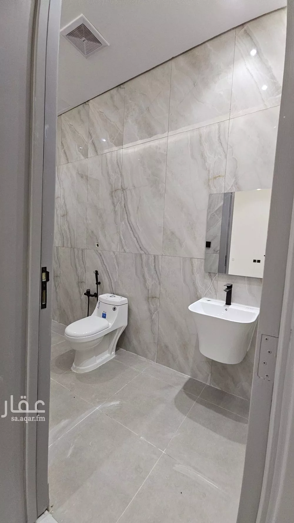 دور 5 غرف في عكاظ 5