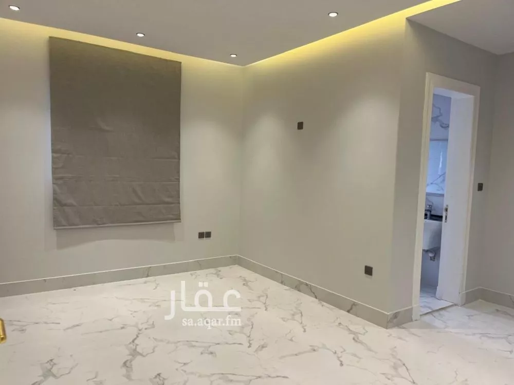 4 bedroom apartment in Al Qairawan, Riyadh 5