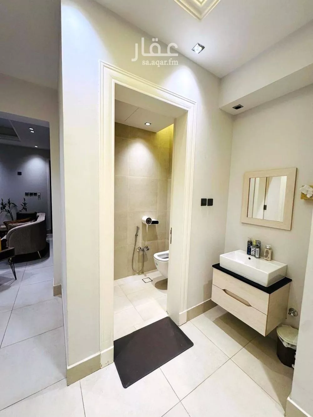 4 bedroom apartment in Al Qairawan 1