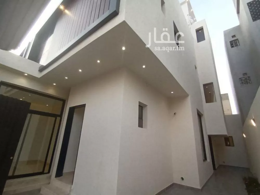 6 bedroom villa in Tuwaiq 1