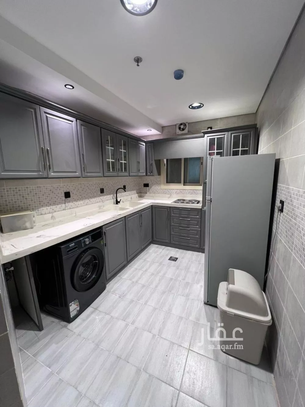 شقة 3 غرف في الملقا 2