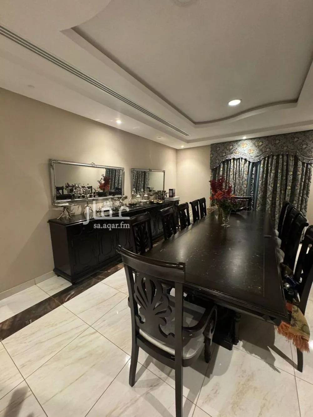 شقة 12 غرف في عرقة 1