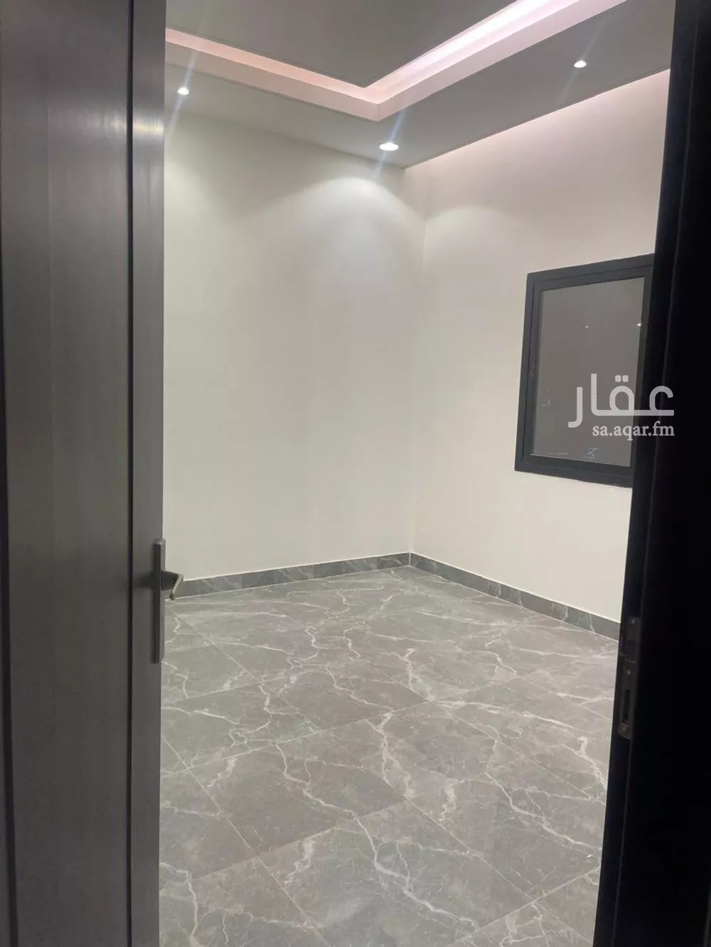 عمارة 3478 م² في المصانع 2