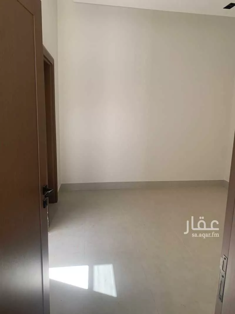 9 bedroom villa in Al Yarmouk, Riyadh 6