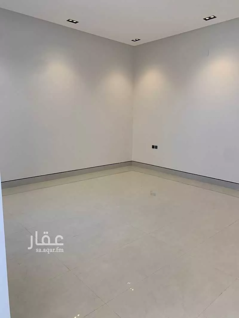 9 bedroom villa in Al Yarmouk, Riyadh 4