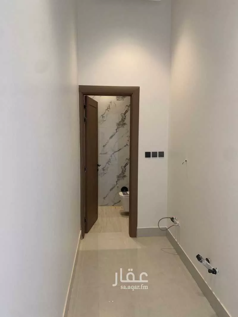 9 bedroom villa in Al Yarmouk, Riyadh 5