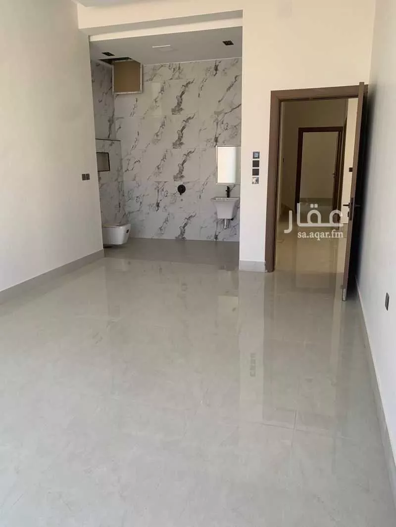 9 bedroom villa in Al Yarmouk, Riyadh 9