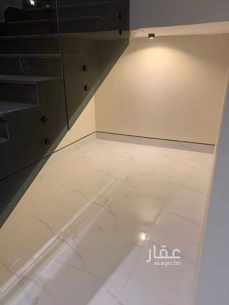 7 bedroom villa in Granada, Riyadh 6