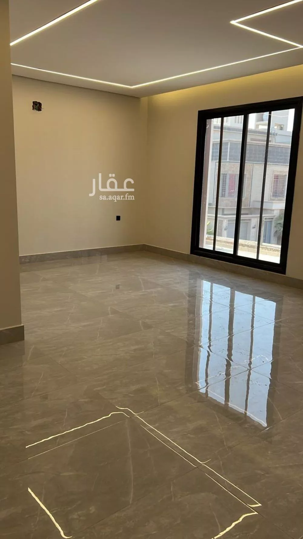 فيلا 7 غرف في الشرق 5